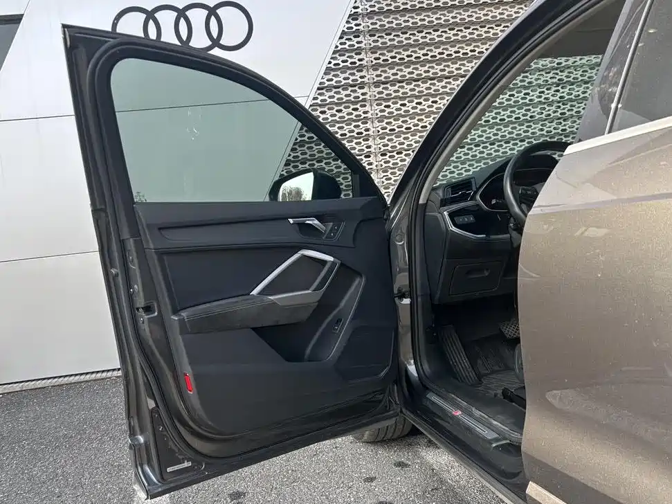 Audi Q3 — миниатюра 9