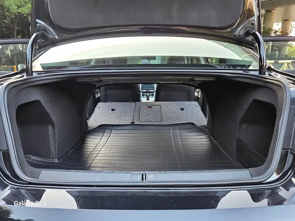 Volkswagen Magotan — миниатюра 17