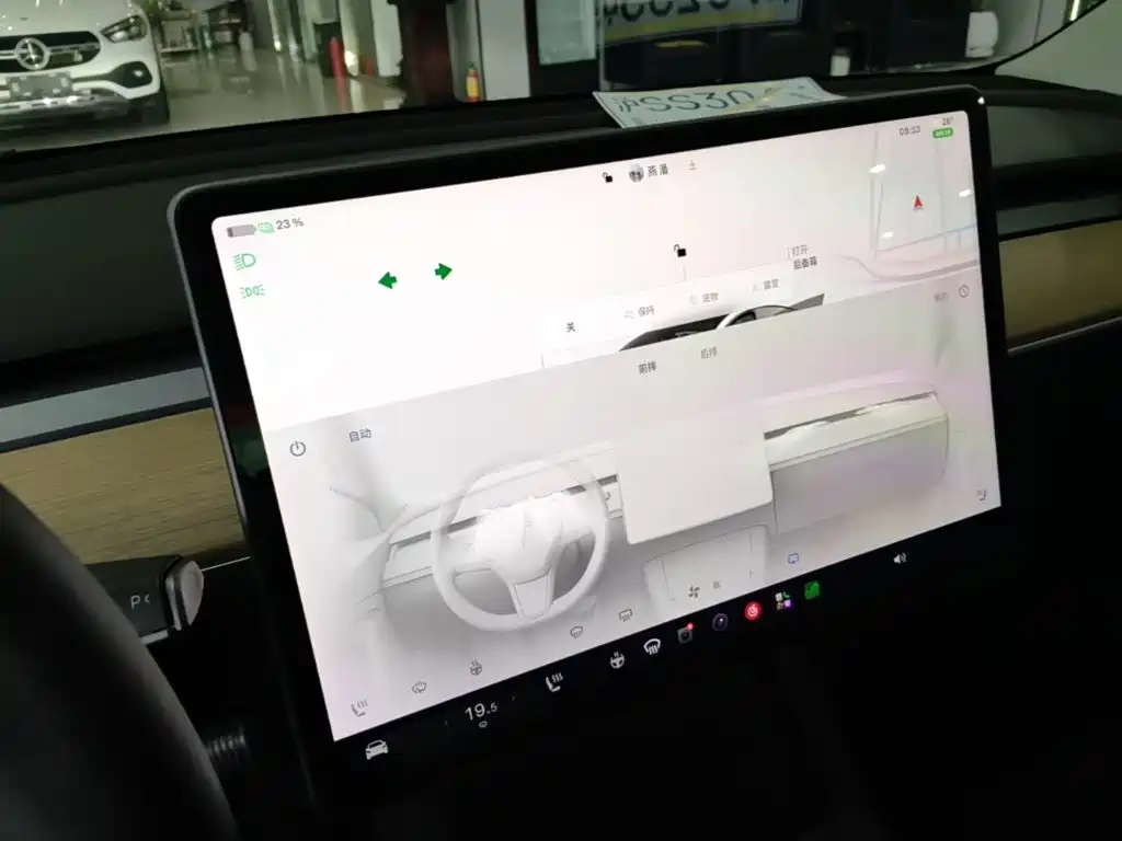 Tesla Model 3 — миниатюра 13