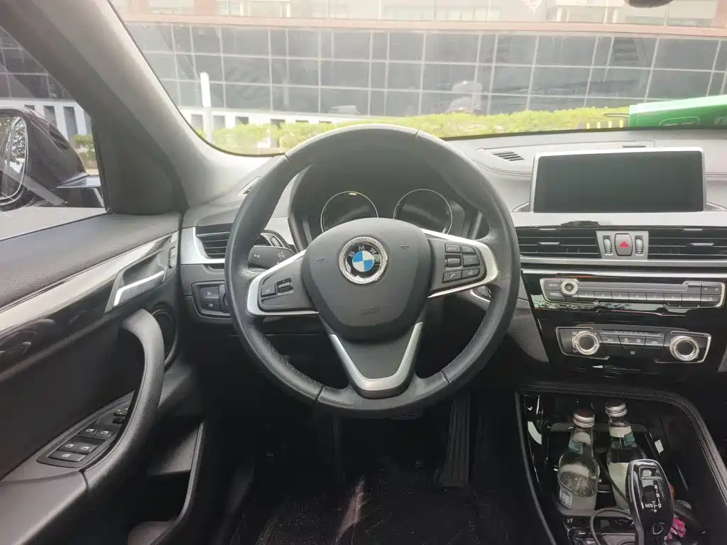 BMW X2 (Import) — миниатюра 11