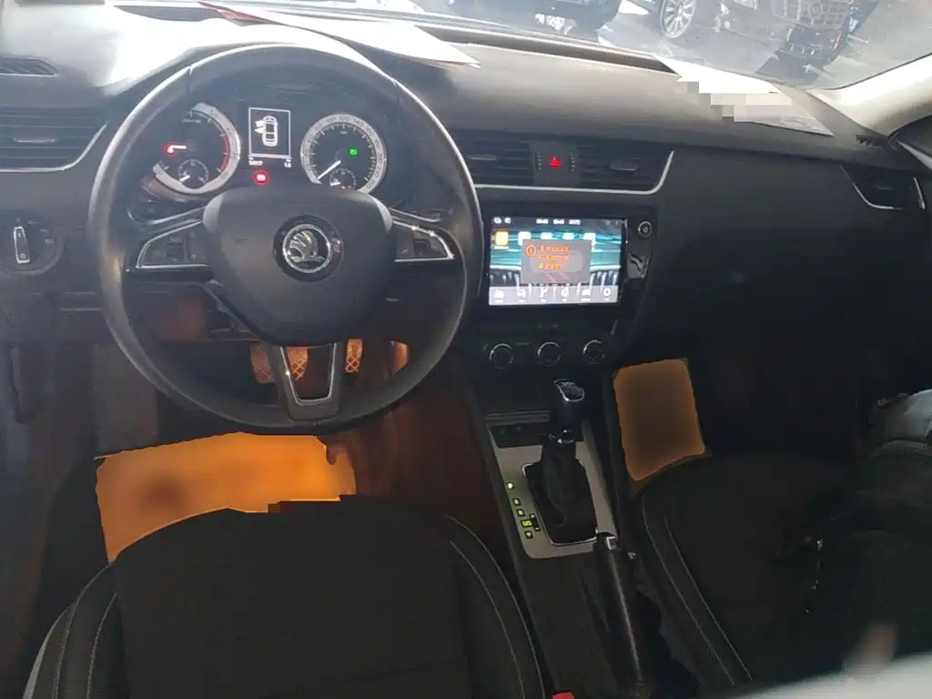 Skoda Octavia — миниатюра 10