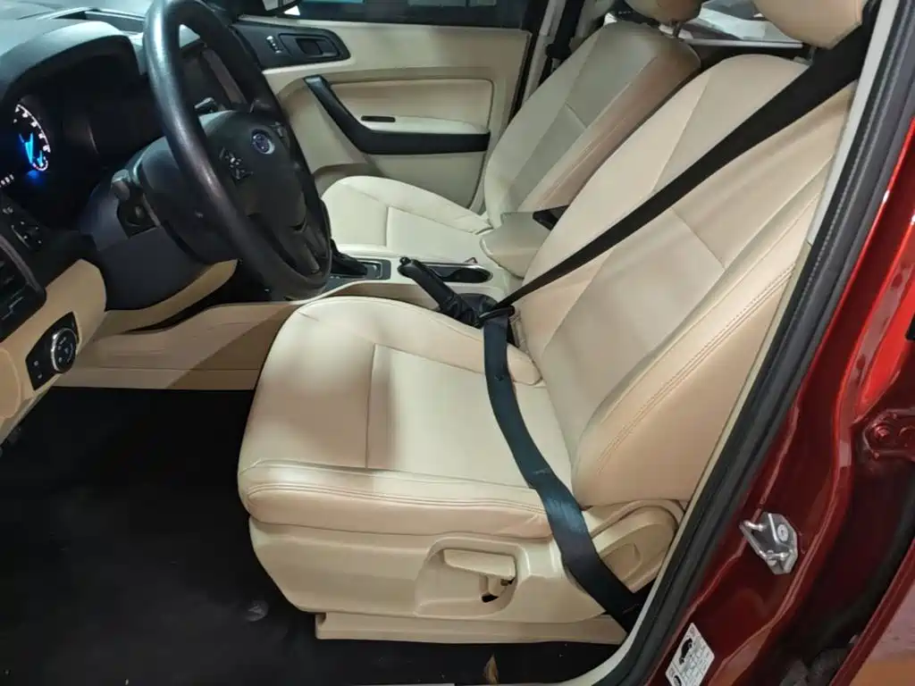 Ford Everest — миниатюра 15