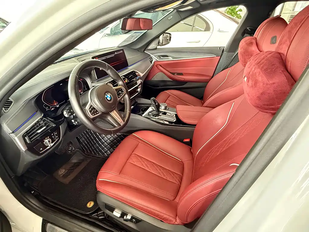 BMW 5 Series — миниатюра 4
