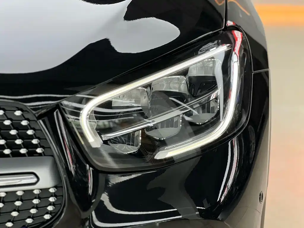 Mercedes-Benz GLC — миниатюра 15