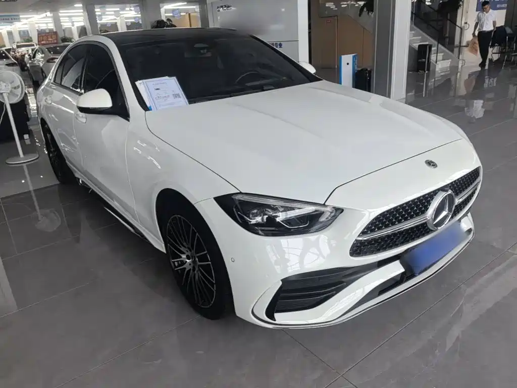 Mercedes-Benz C-Class — миниатюра 4