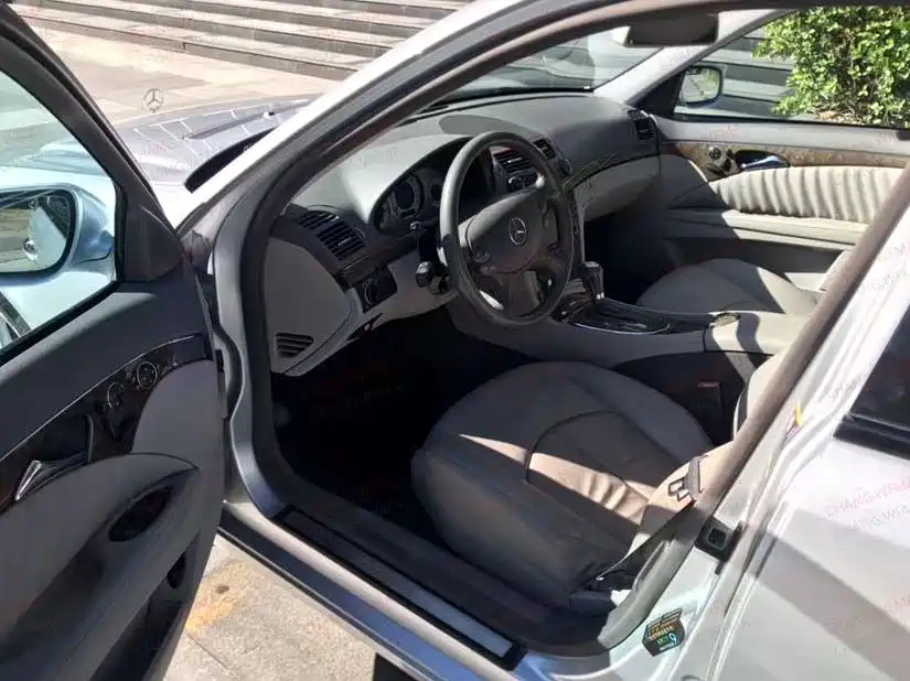 Mercedes-Benz E-Class — миниатюра 3