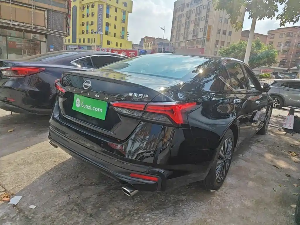Nissan Teana — миниатюра 7