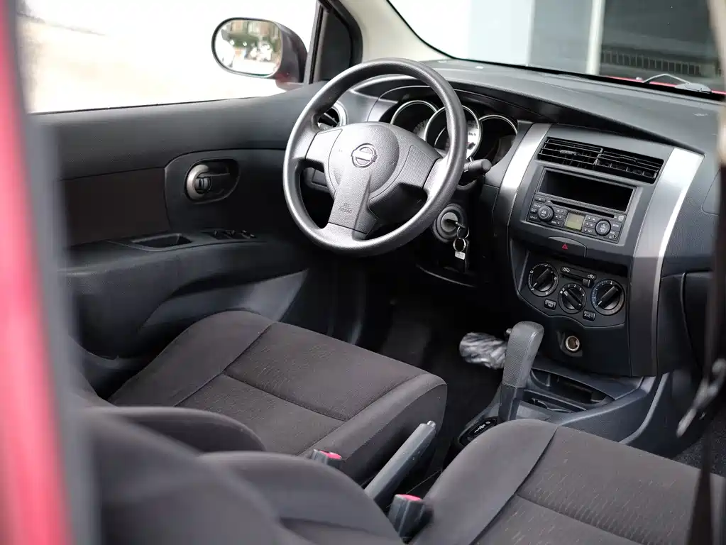 Nissan Livina — миниатюра 56