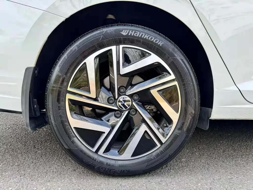 Volkswagen Sagitar — миниатюра 24