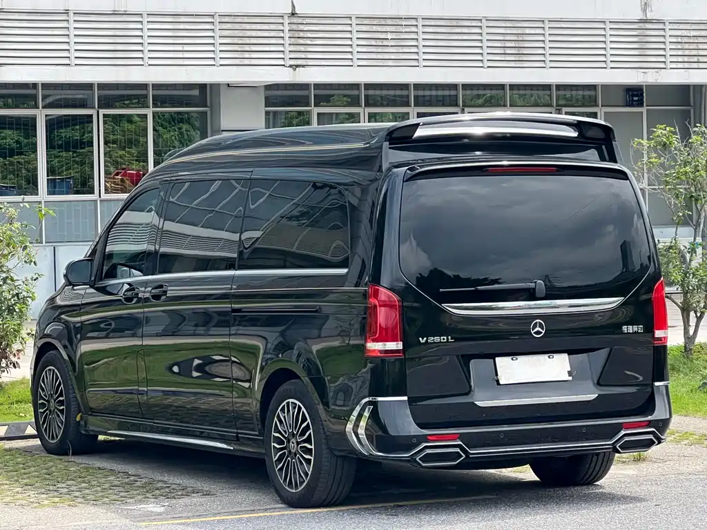 Mercedes-Benz V-Class V 2022 V 260 L Luxury