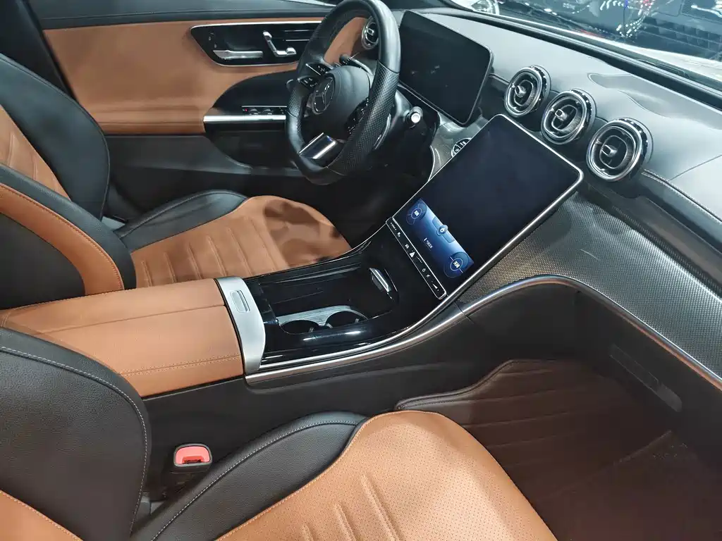Mercedes-Benz C-Class — миниатюра 18