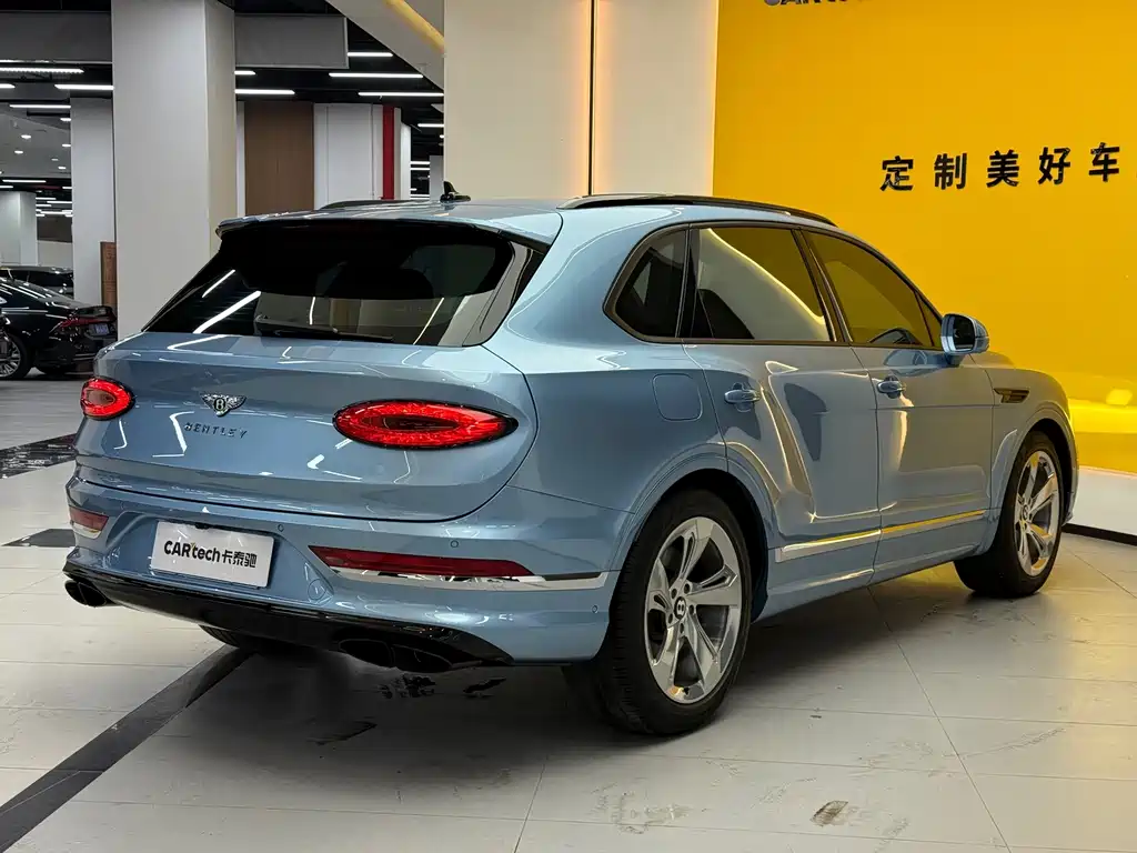Bentley Bentayga — миниатюра 5
