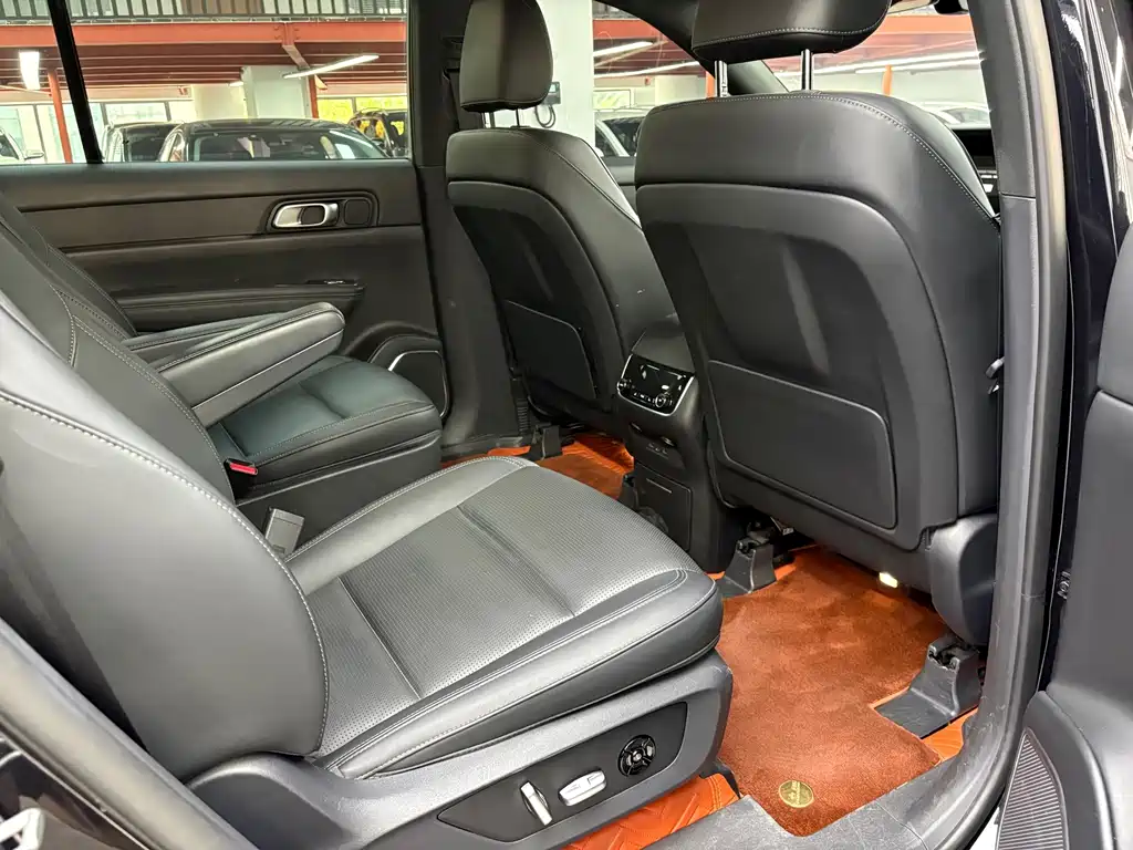Li Auto Li ONE — миниатюра 14