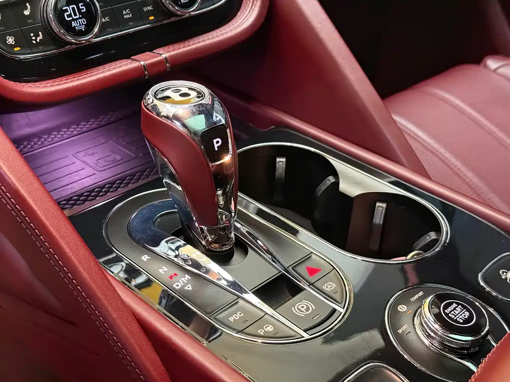 Bentley Bentayga — миниатюра 19