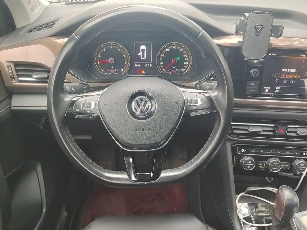 Volkswagen Tharu — миниатюра 6
