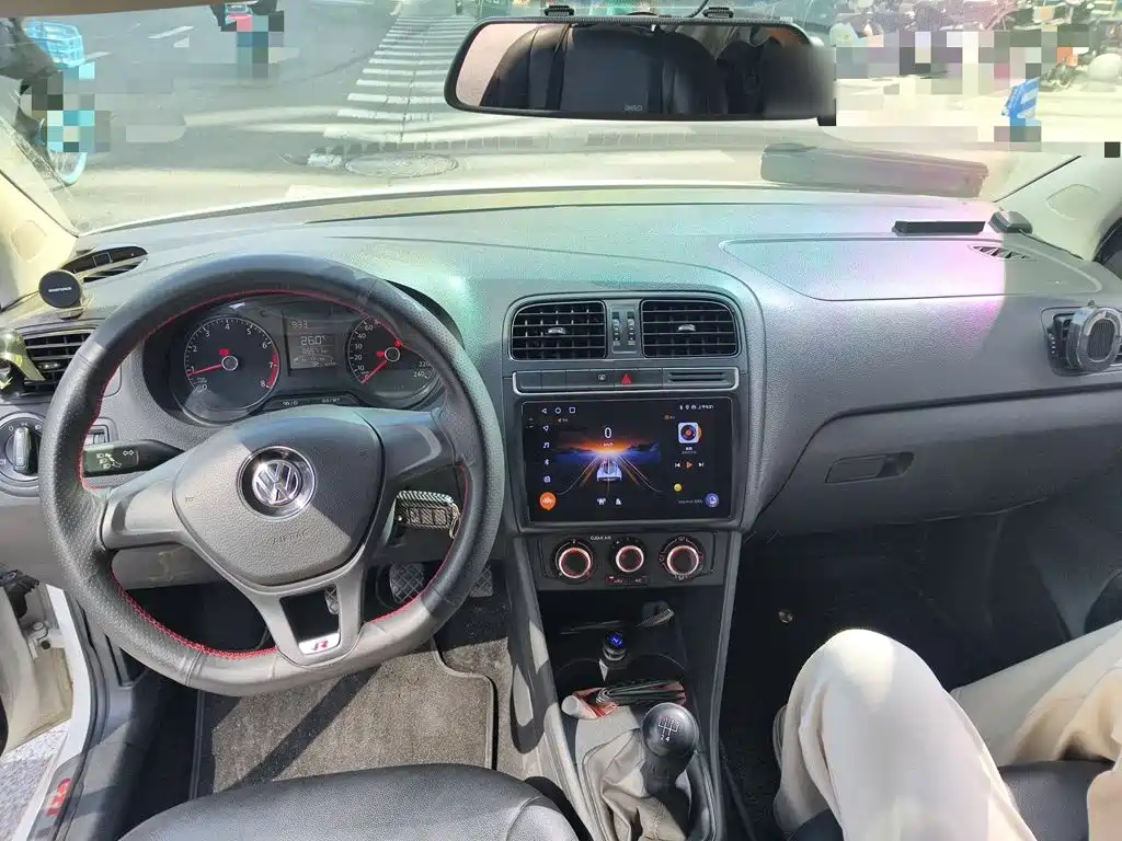 Volkswagen Polo — миниатюра 10