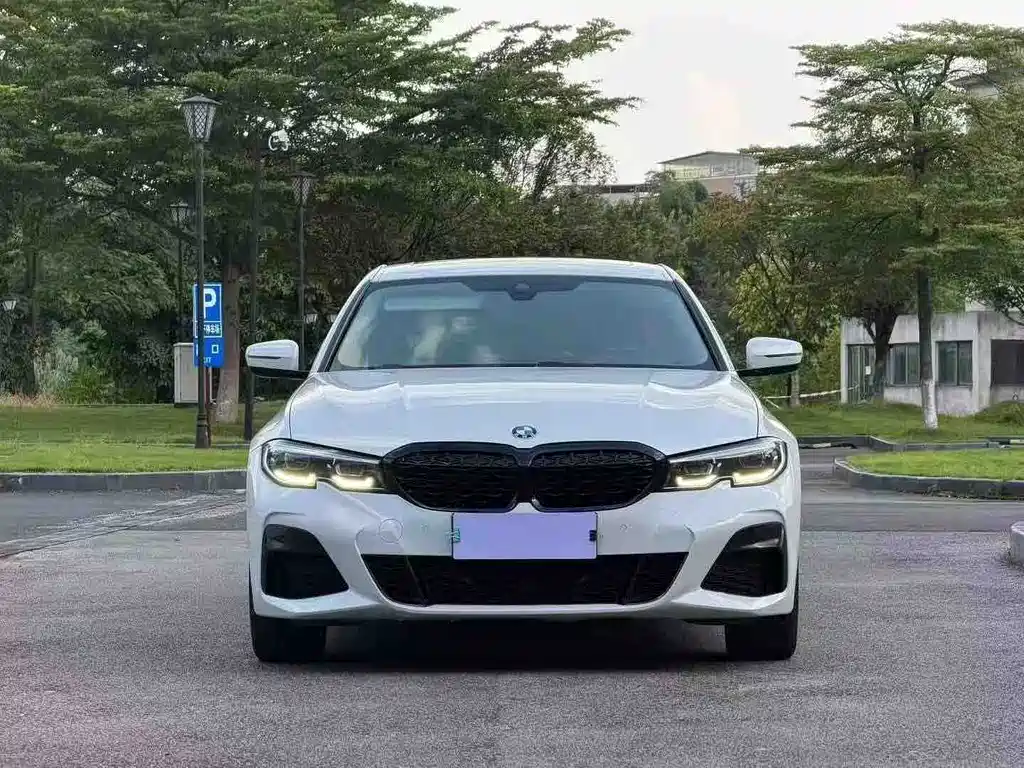 BMW 3 Series — миниатюра 3