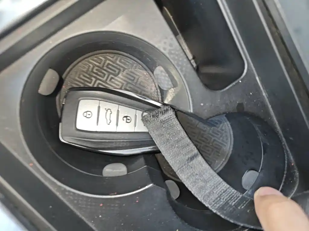 Geely Emgrand — миниатюра 9