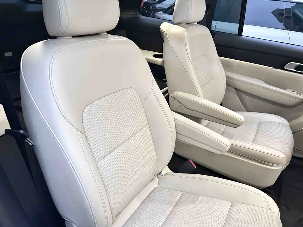 Li Auto Li ONE — миниатюра 11