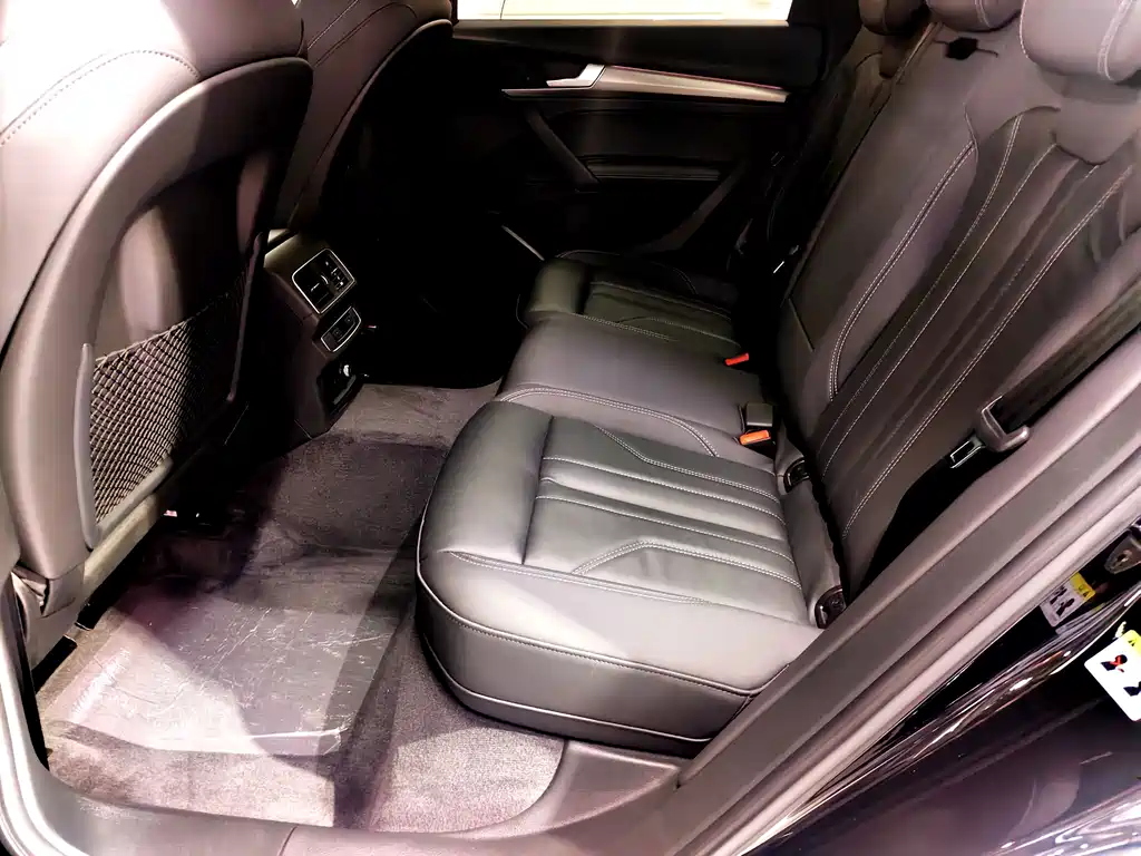 Audi Q5L — миниатюра 6