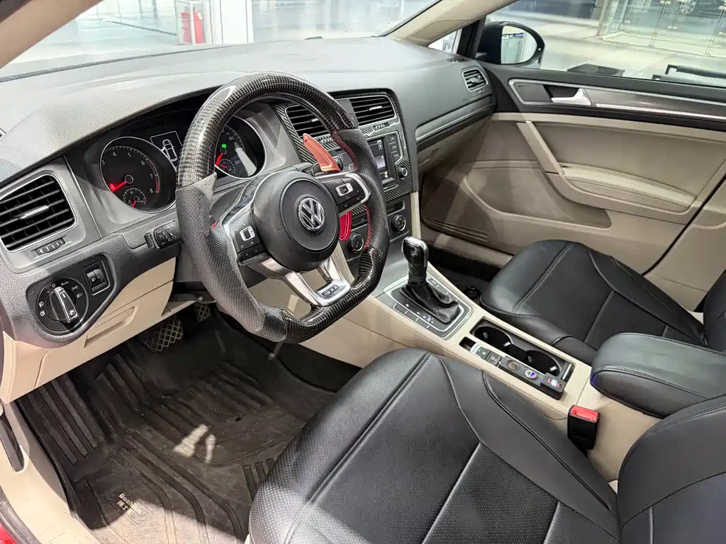 Volkswagen Golf 2015 1.4TSI AT Comfort
