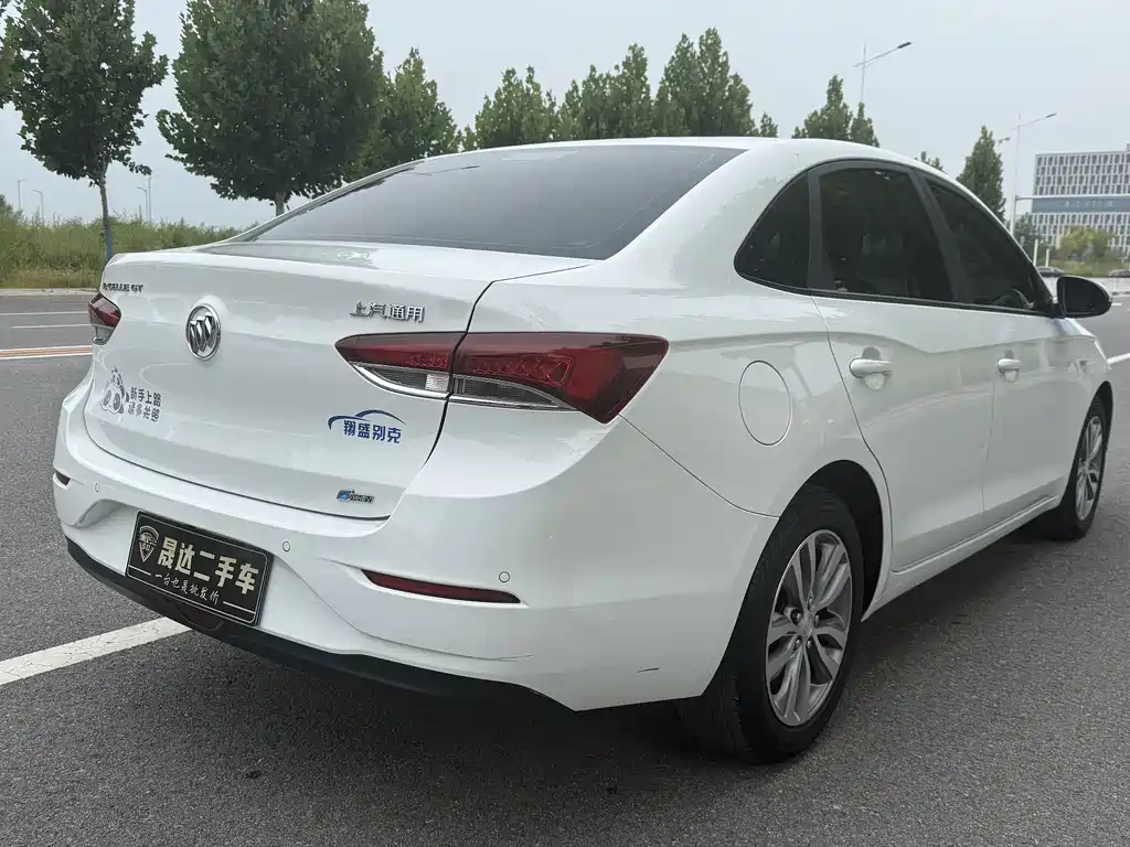 Buick Excelle — миниатюра 9