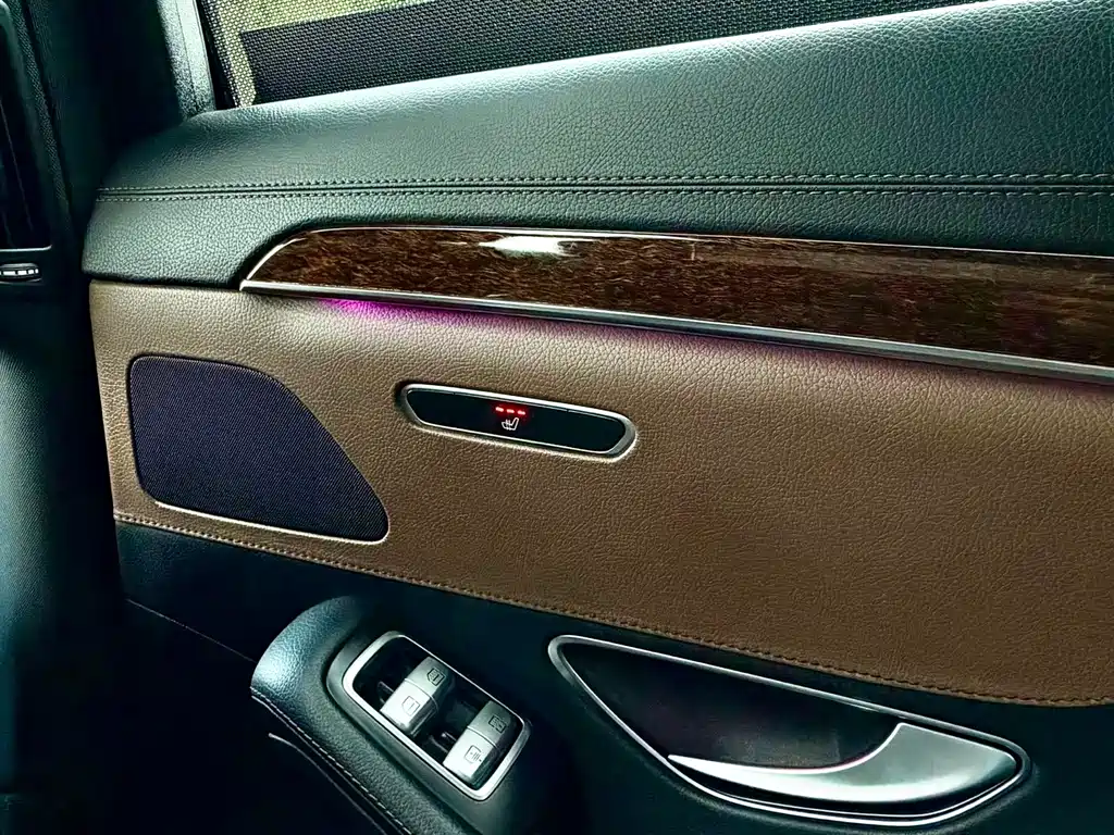 Mercedes-Benz S-Class — миниатюра 20
