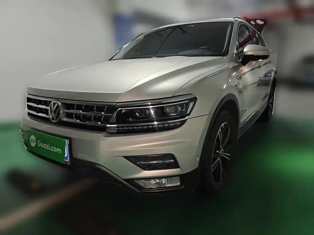 Volkswagen Tiguan L — миниатюра 2