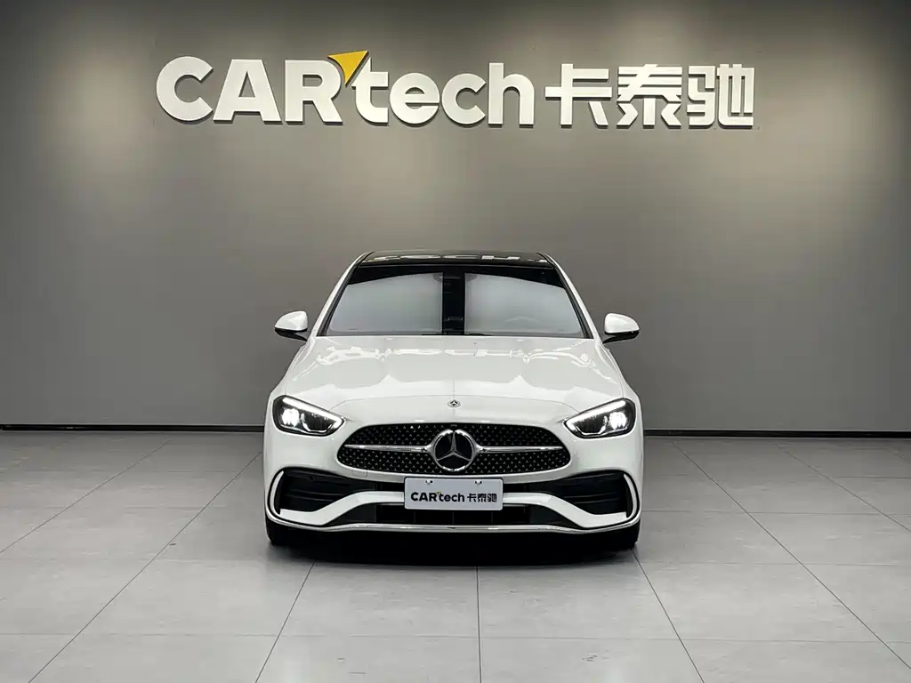 Mercedes-Benz C-Class — миниатюра 2