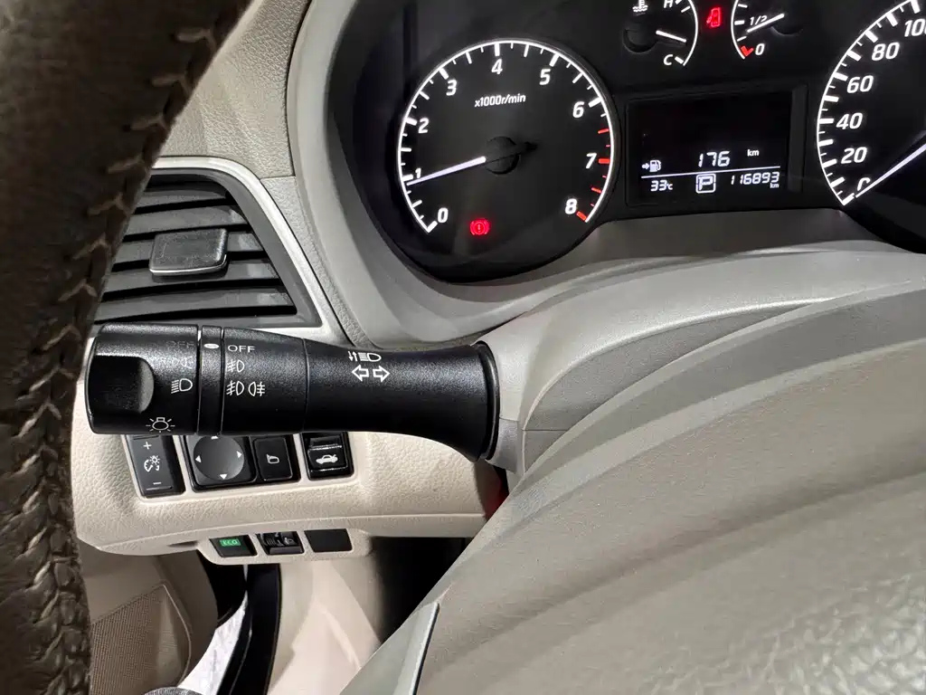 Nissan Sylphy — миниатюра 14