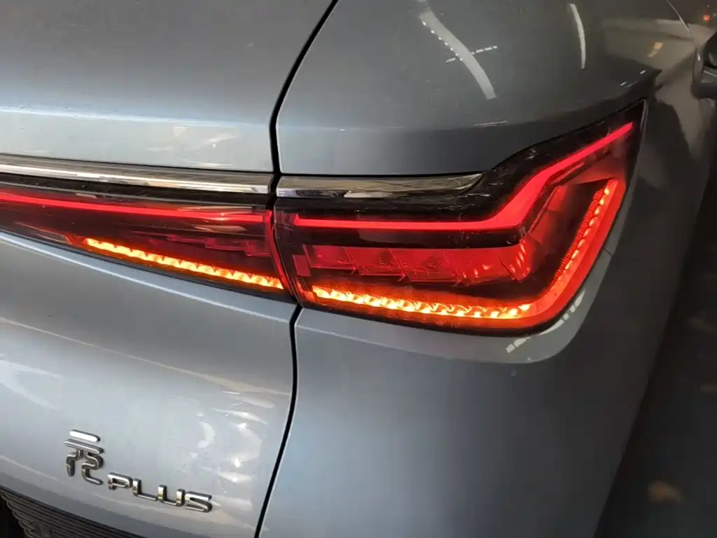 BYD Yuan Plus — миниатюра 8