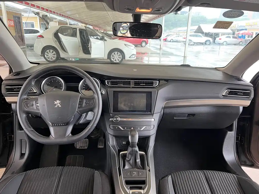 Peugeot 408 — миниатюра 6