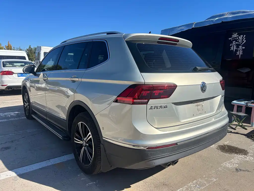 Volkswagen Tiguan L — миниатюра 5