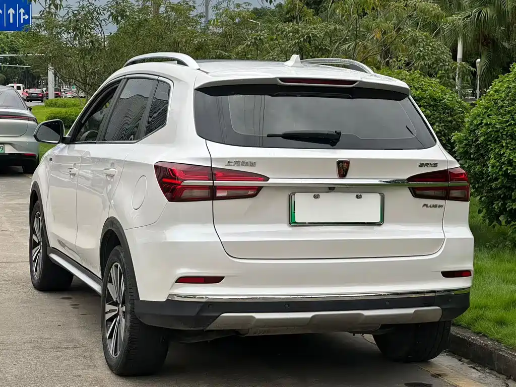 Roewe RX5 New Energy — миниатюра 4