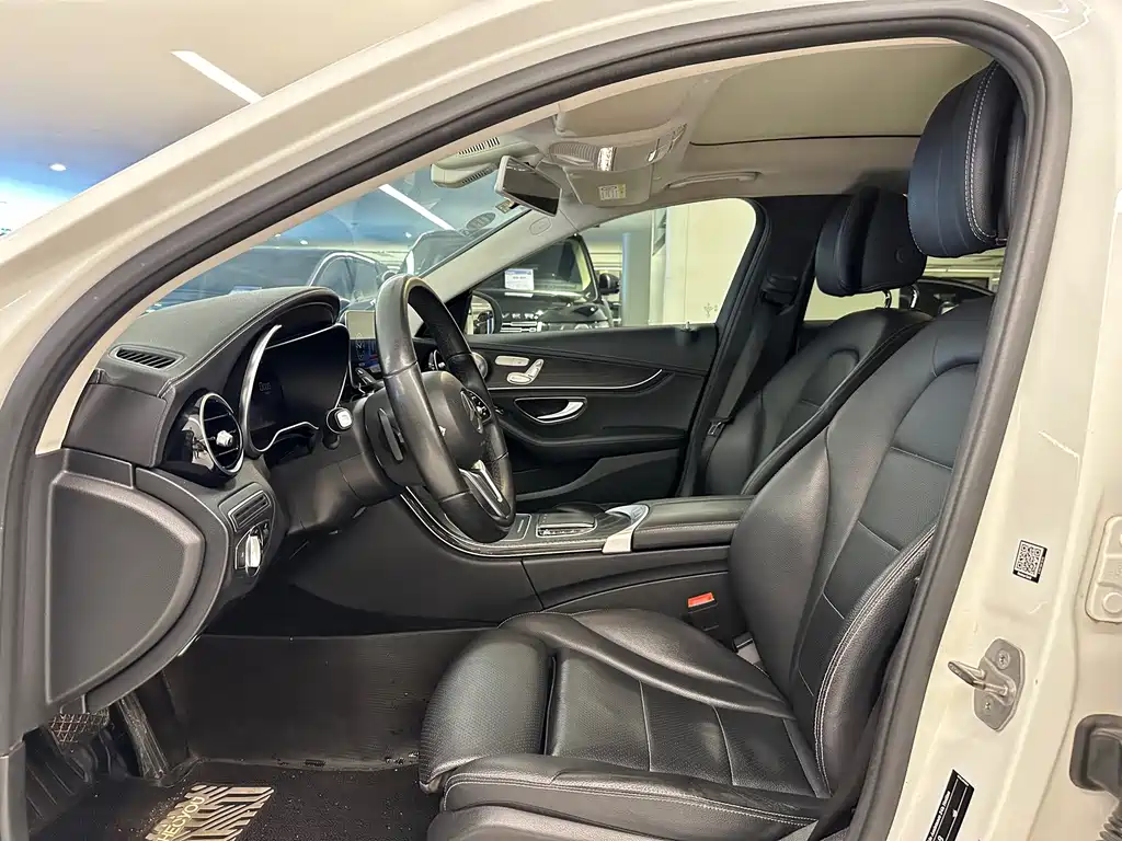 Mercedes-Benz C-Class — миниатюра 9