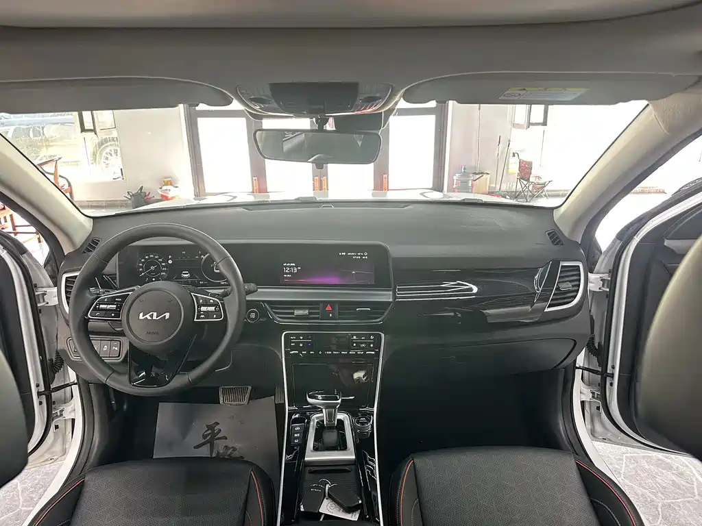 Kia Seltos — миниатюра 11