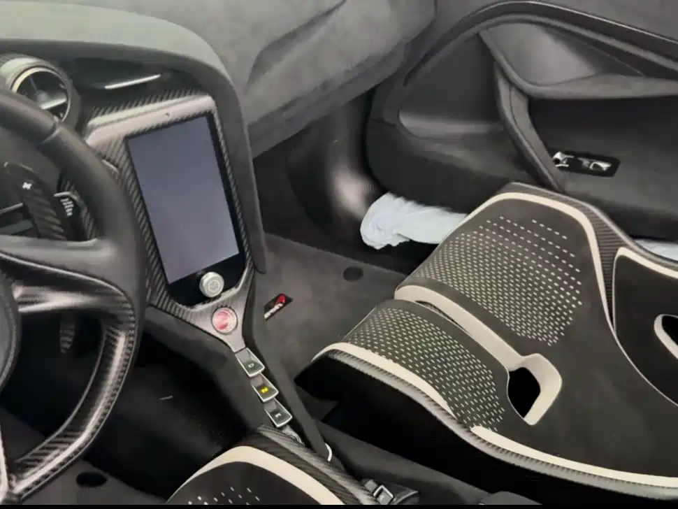 McLaren 750S 2025 4.0T AT