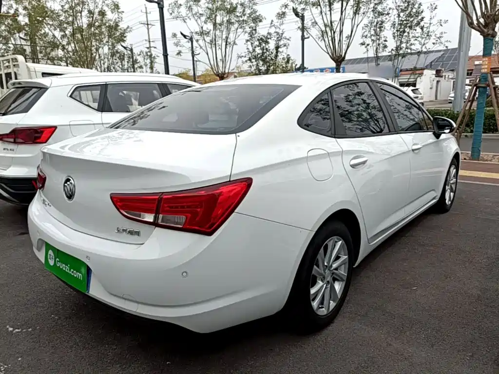 Buick Verano — миниатюра 7