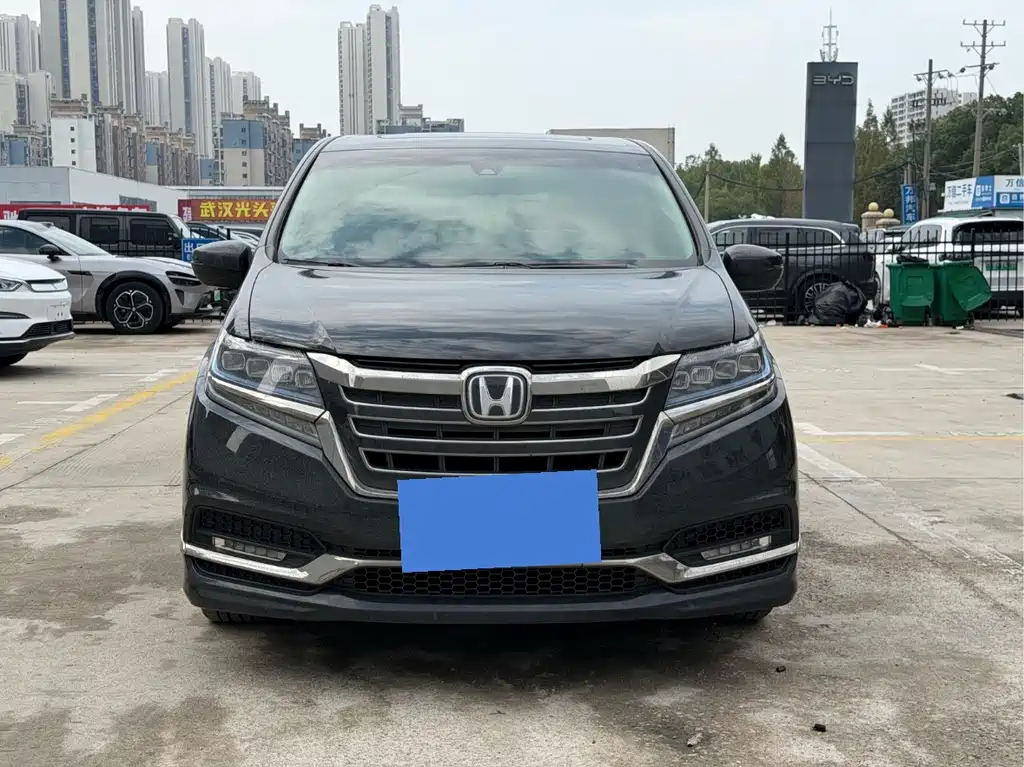 Honda Elysion — миниатюра 2
