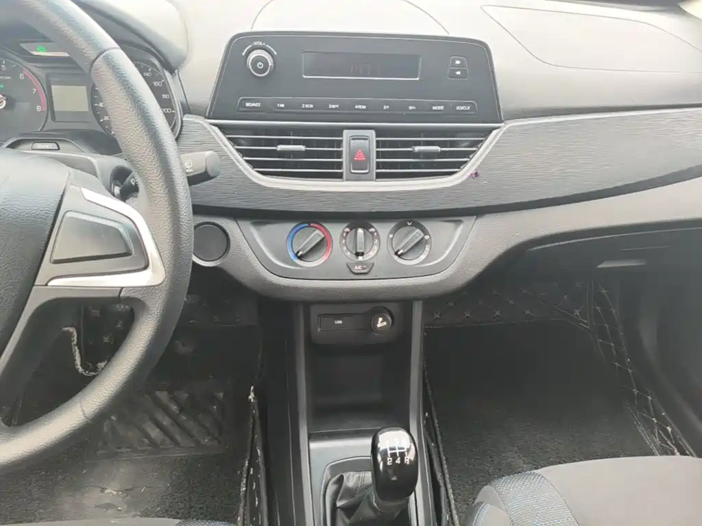Baojun 310 — миниатюра 13