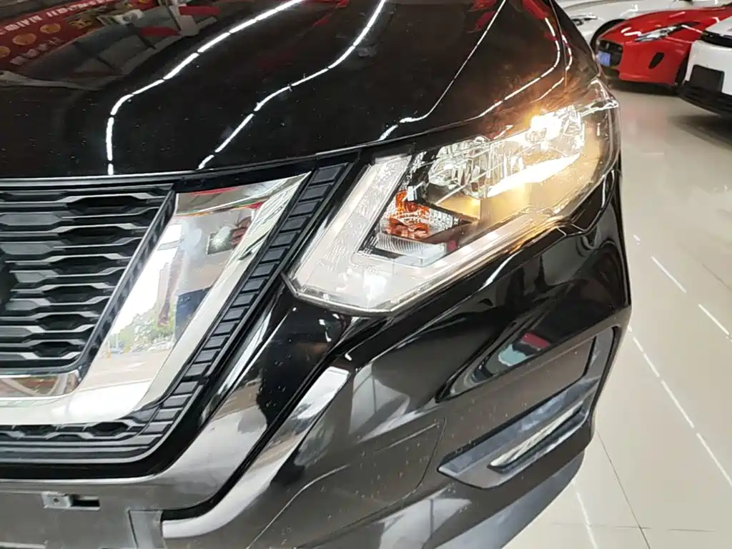 Nissan X-Trail — миниатюра 24