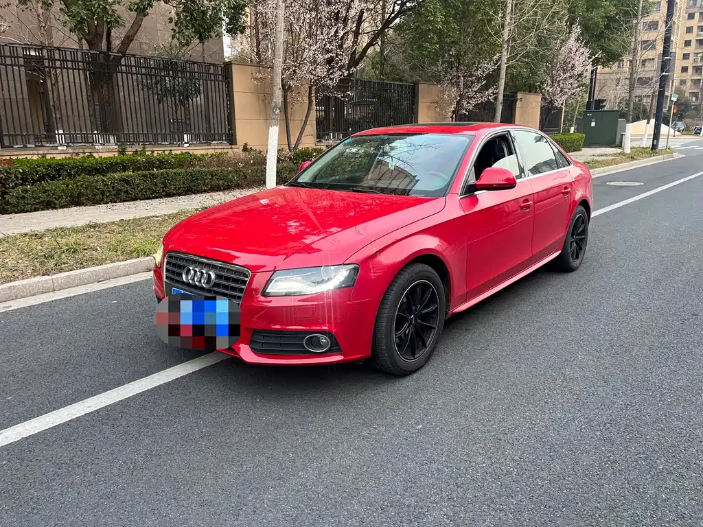 Audi A4L 2012