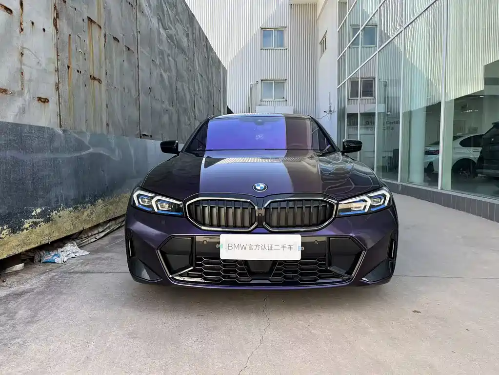 BMW 3 Series 2025 330Li M Sport Night Package
