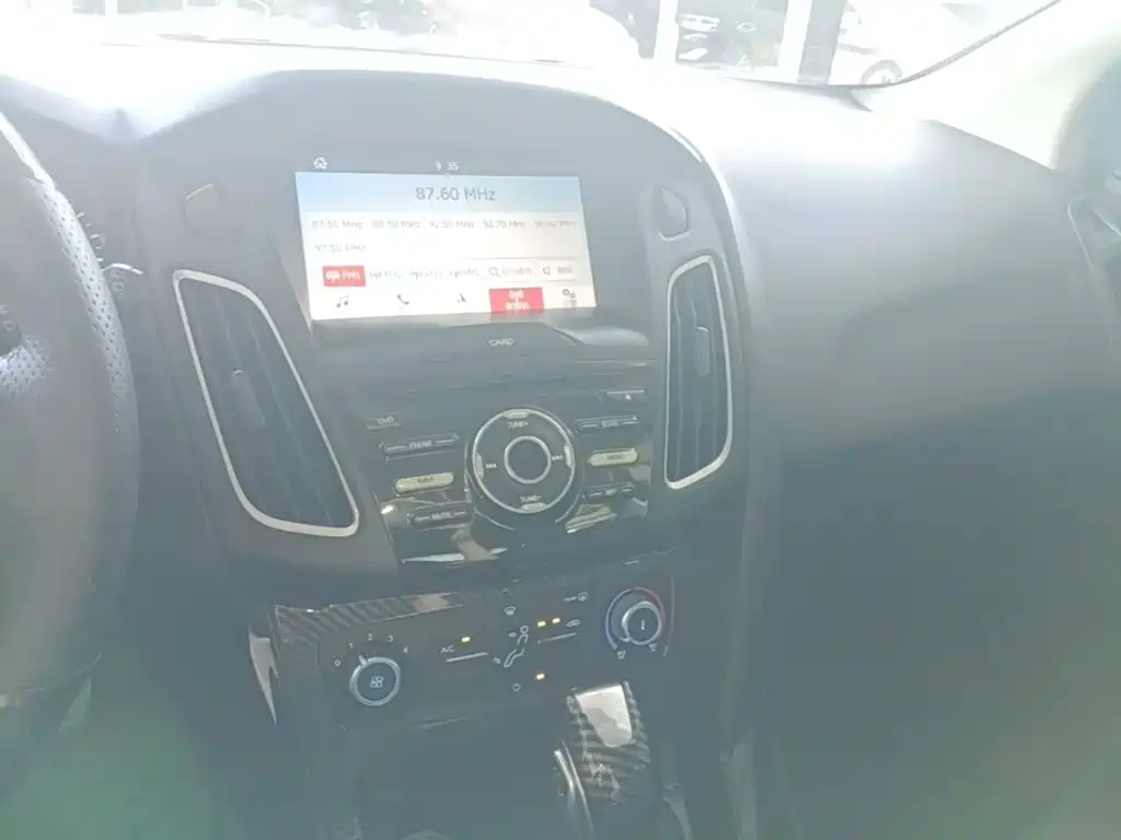 Ford Focus — миниатюра 13