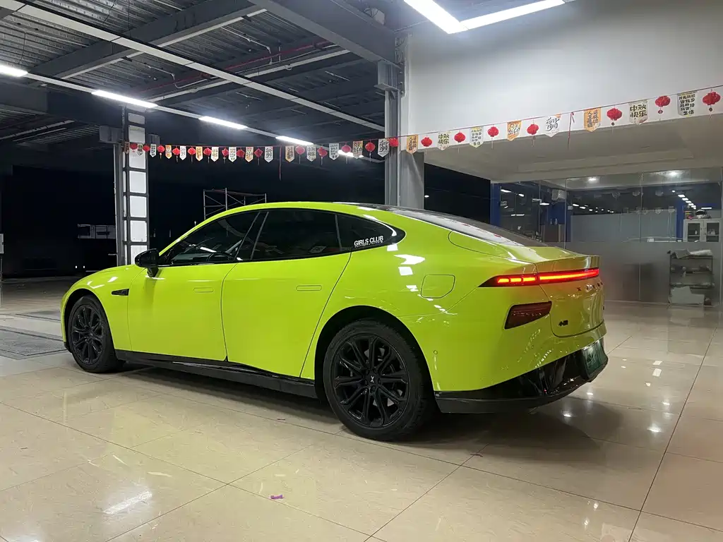 XPeng P7 — миниатюра 8