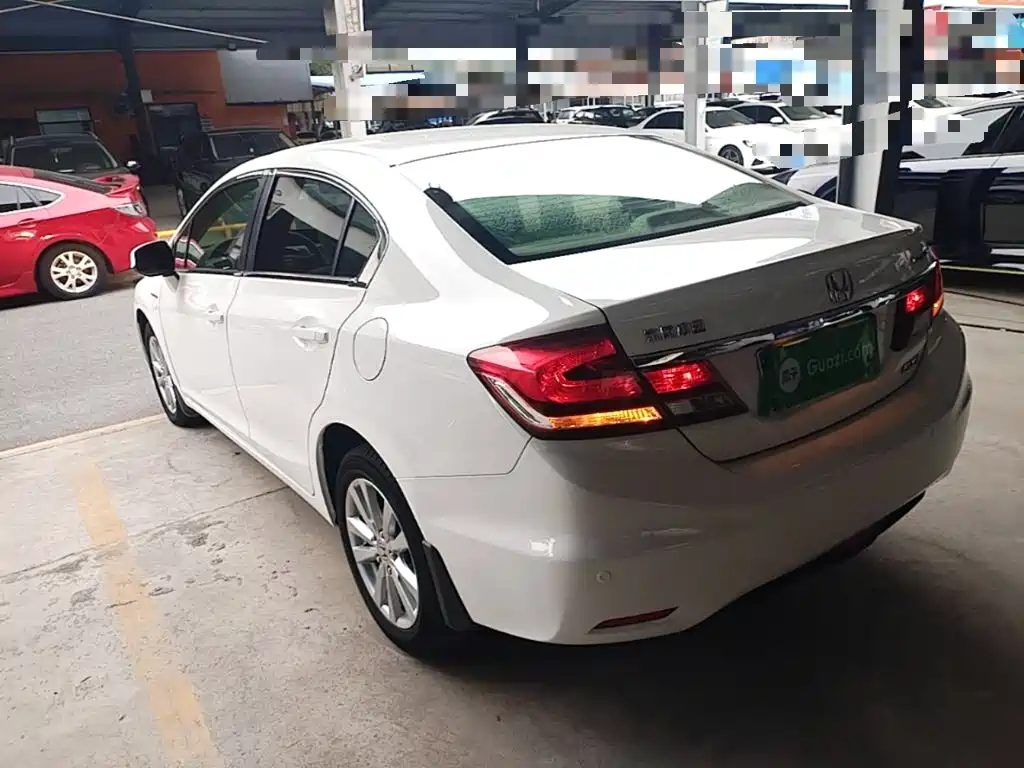 Honda Civic — миниатюра 5
