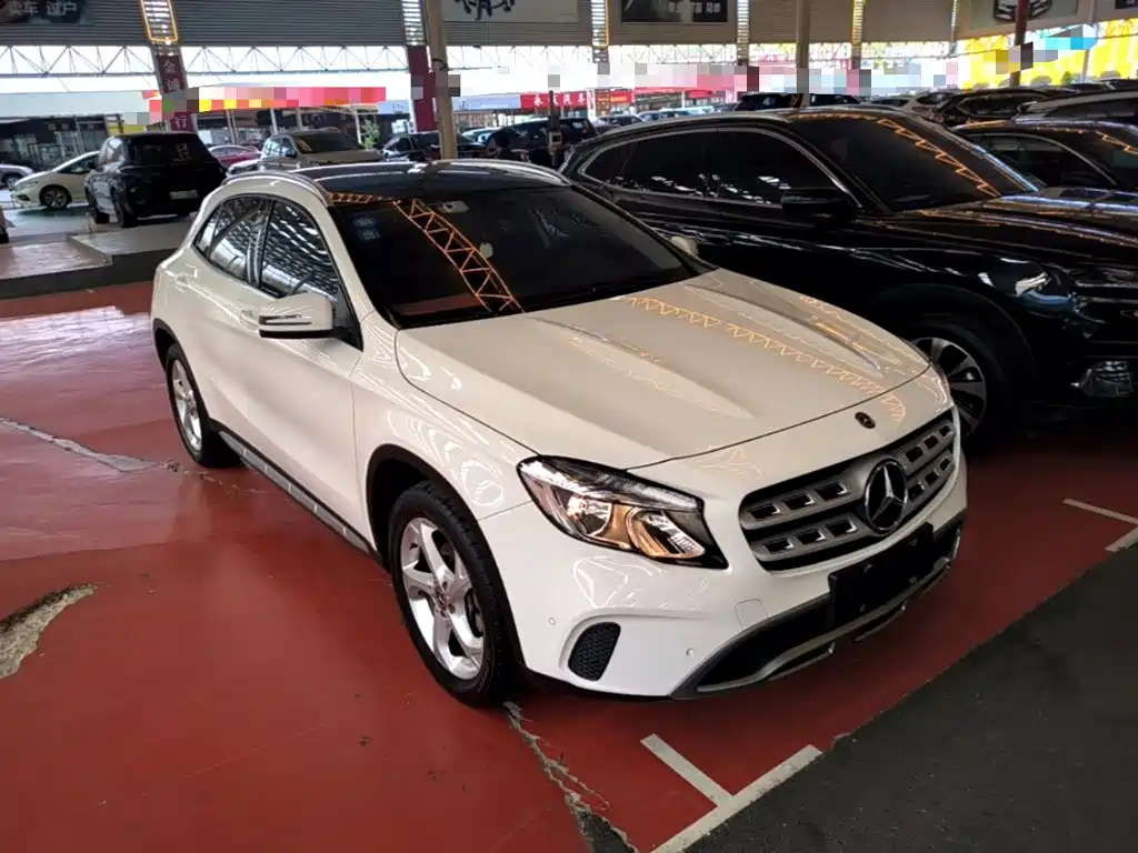 Mercedes-Benz GLA — миниатюра 4