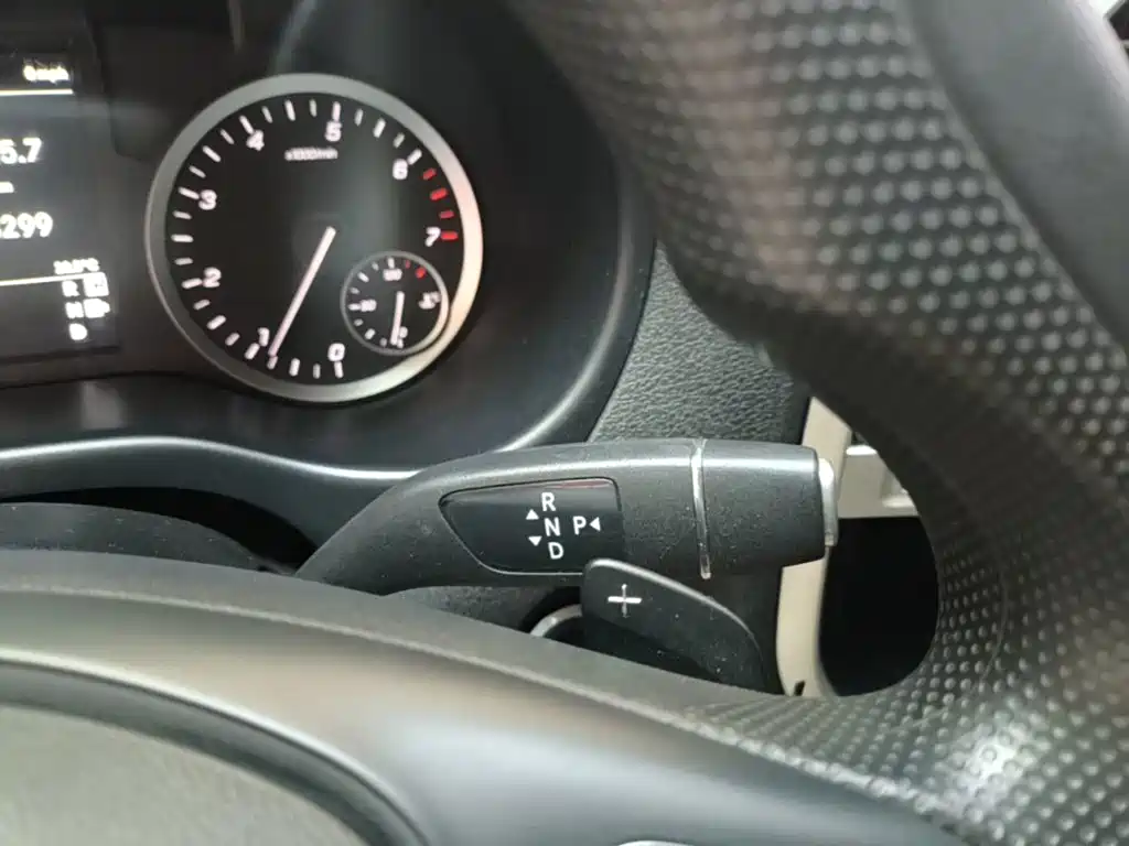 Mercedes-Benz Vito — миниатюра 14