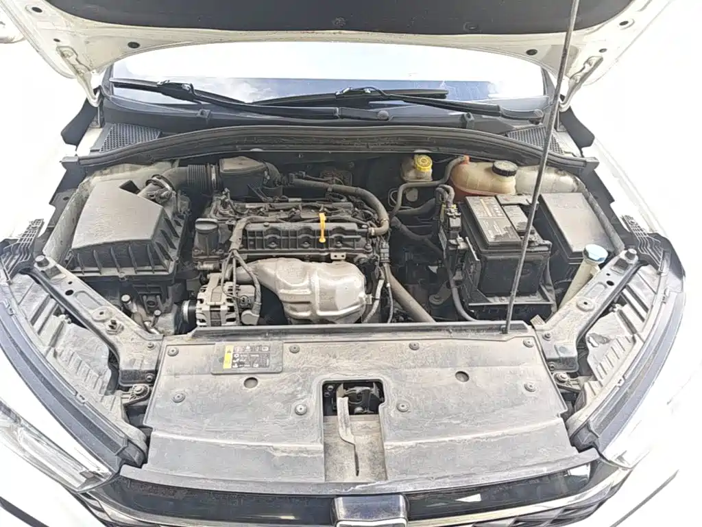 Roewe i5 — миниатюра 20