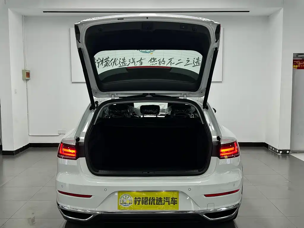 Volkswagen CC — миниатюра 9